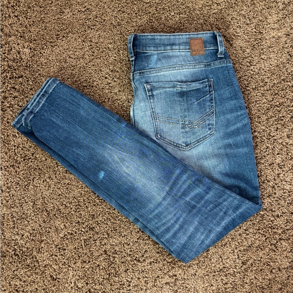 BKE 💙 Stella Skinny Midrise Jeans - Picture 3 of 7